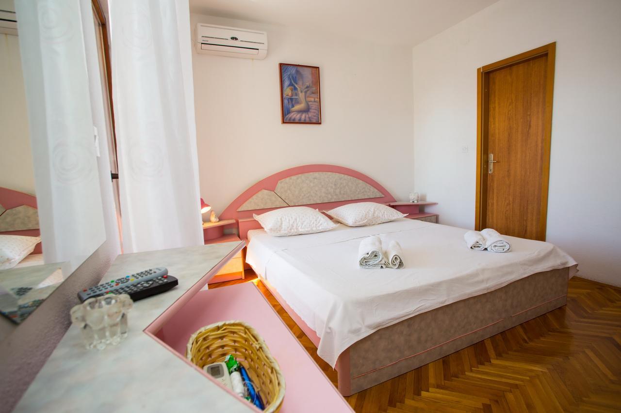 Apartments Zoran Promajna Exterior photo