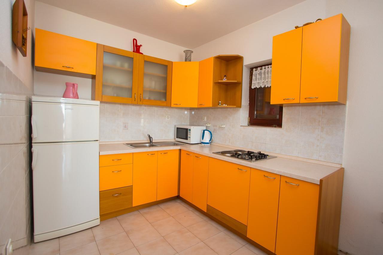 Apartments Zoran Promajna Exterior photo