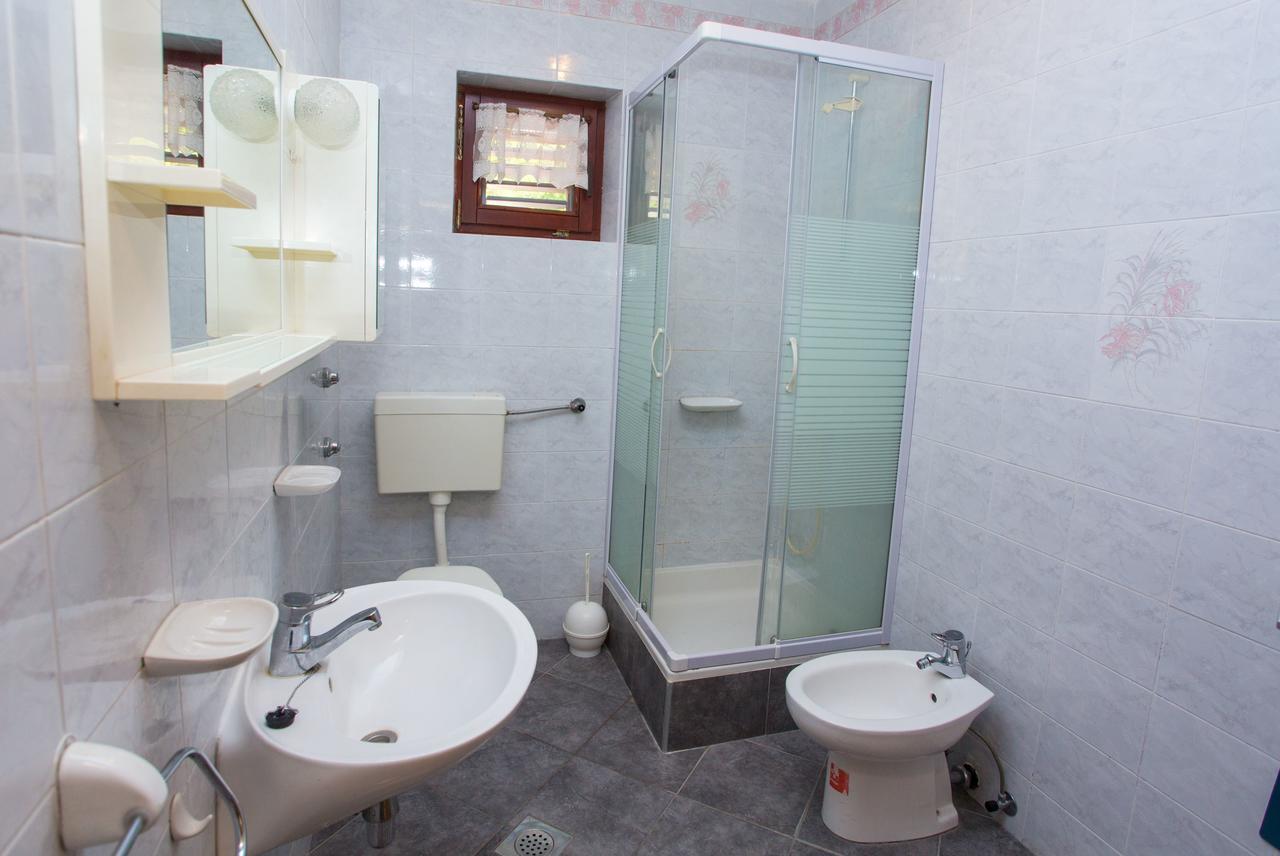 Apartments Zoran Promajna Room photo